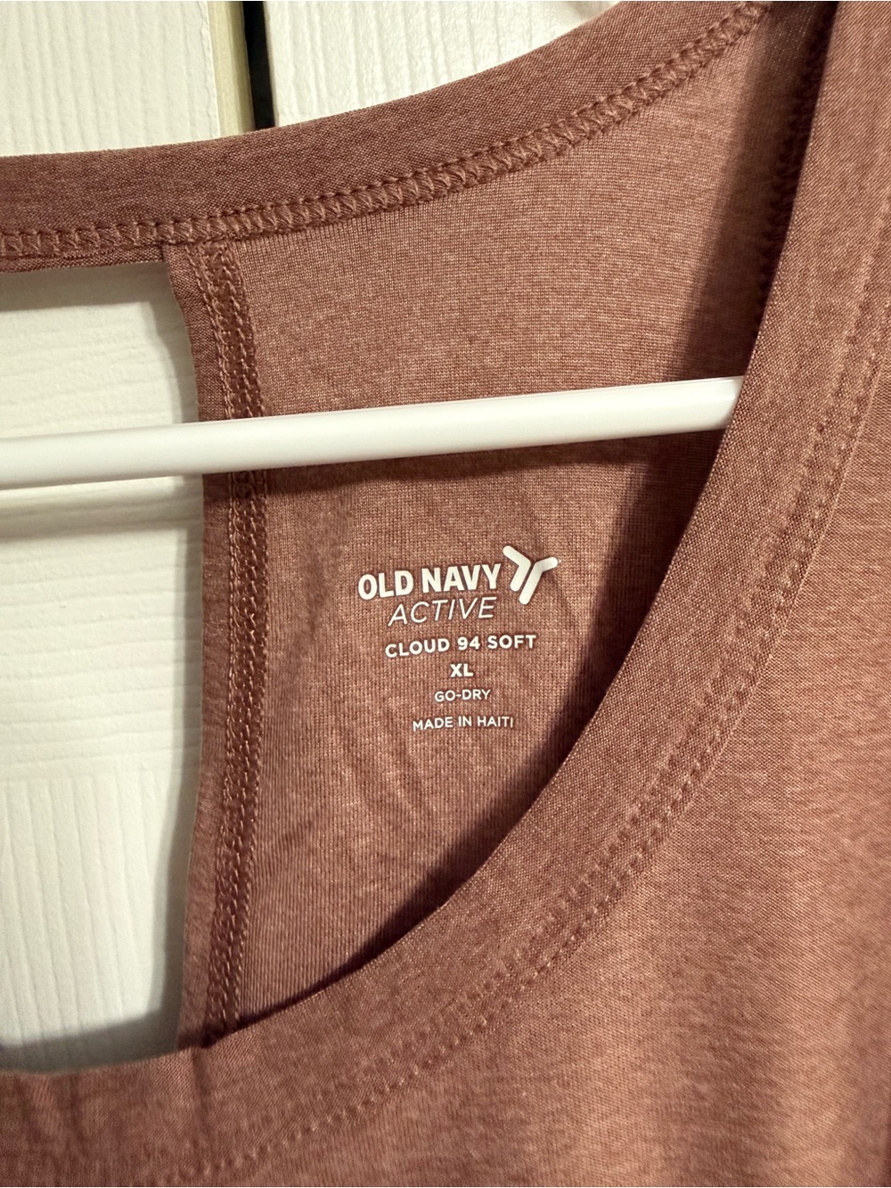 Old Navy Mauve High-Low Racerback Tank Top - Picture 3 of 3